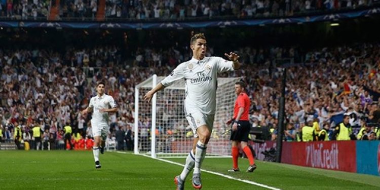 Ronaldo finale göz kırptı