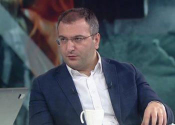 Sibel Eraslan: Cem Küçük devletin resmi görüşünü dillendiriyor tedirginim