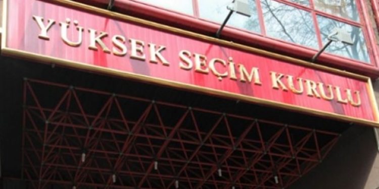 YSK’dan, referandum eleştirileri üzerine suç duyurusu