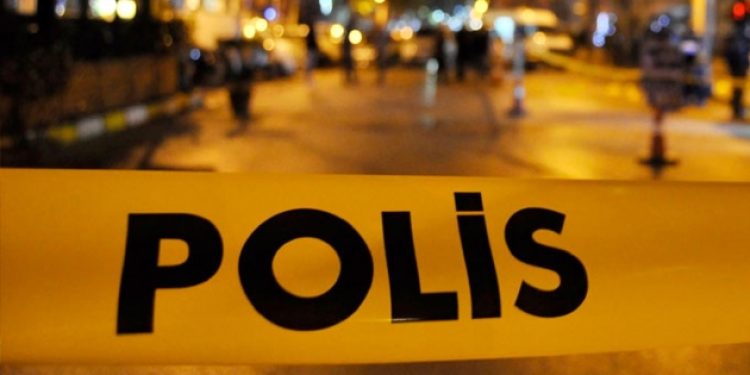 ​Adana’da bir evde silahla öldürülen 6 kişinin cesedi bulundu