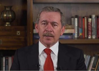 Şener’den Erdoğan’a “Firavunlu” yanıt