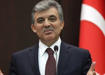 ​Abdullah Gül sessizliğini bozuyor
