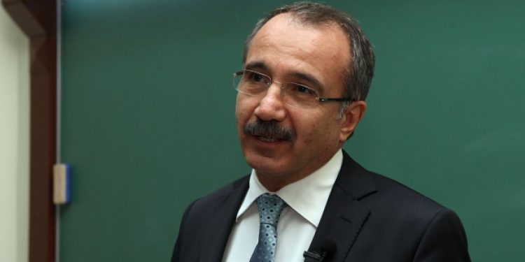 AKP’li eski Bakan’ın konferansına iptal