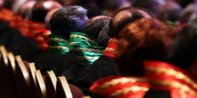 ​Kıyım devam ediyor: HSYK, 107 hakim ve savcıyı ihraç etti