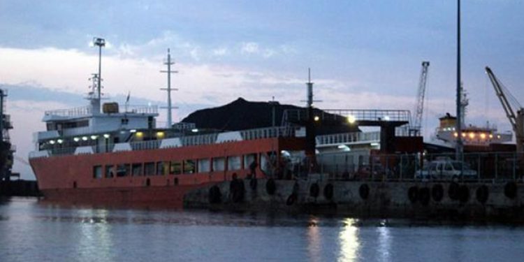 Marmara’da feribotla gemi çarpıştı