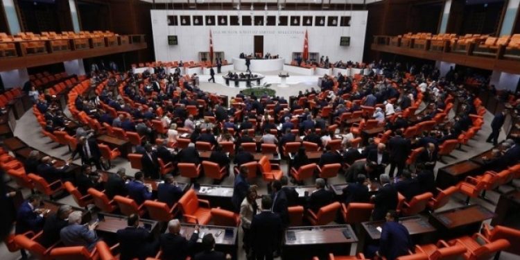 Milletvekili ve danışmanlarına bir yılda 280 milyon lira!