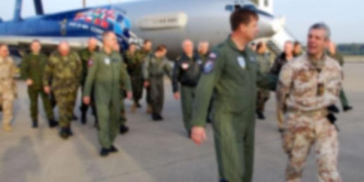 Almanya Türk askerlerin iltica başvurusunu kabul etti