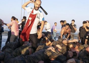 Erdoğan 15 Temmuz’u tepe tepe kullanıyor, 249 kişinin gerçek faillerini kaçırıyor!