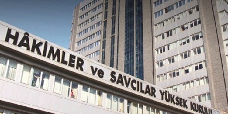 AKP ve MHP HSYK’yı pasta gibi bölüştü