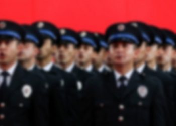 Bir insan “bizden” diye niye fişlenir?