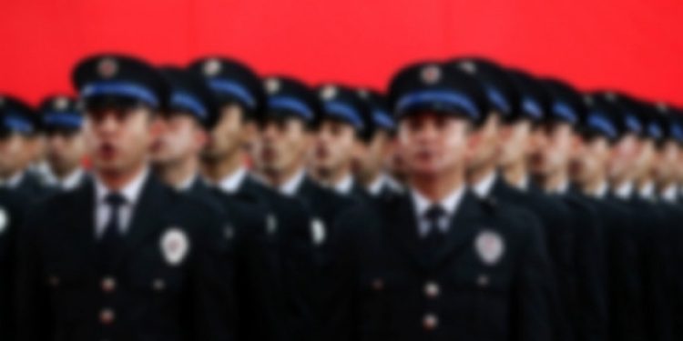 Bir insan “bizden” diye niye fişlenir?