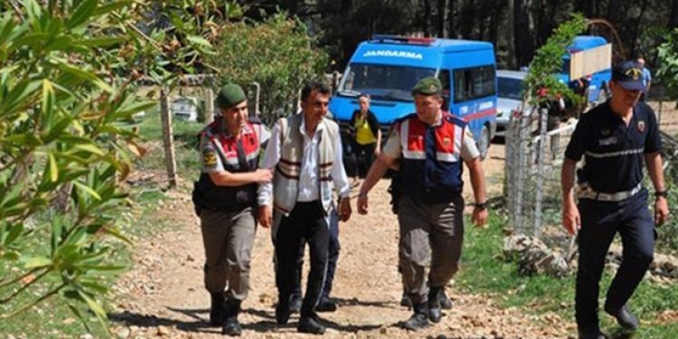 Katilleriyle çay içmişler