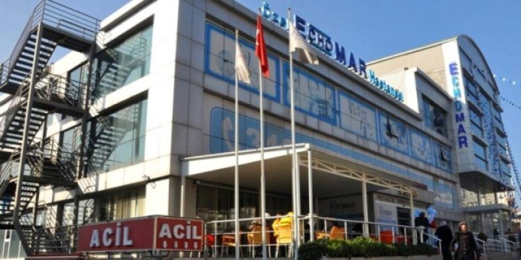 Polis doğumhanenin kapısına dayandı