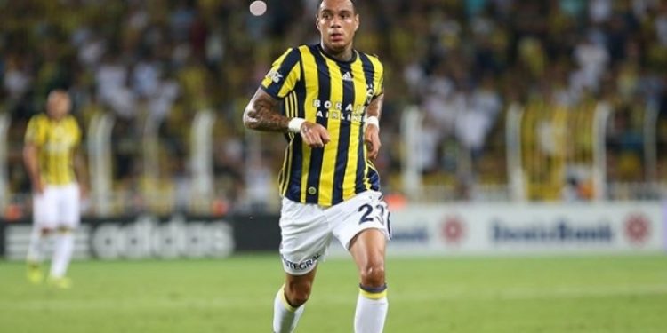 Van der Wiel 4,5 milyon dolar dolandırıldı!