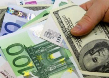 Avro yeniden 4 lira!