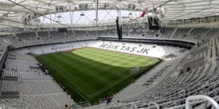 Play-off finali Vodafone Arena’da