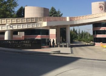 ‘Adrese teslim akademik kadro’ iddiası