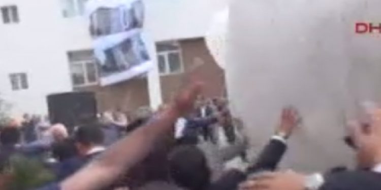 Görmez fırtınadan zor kurtuldu