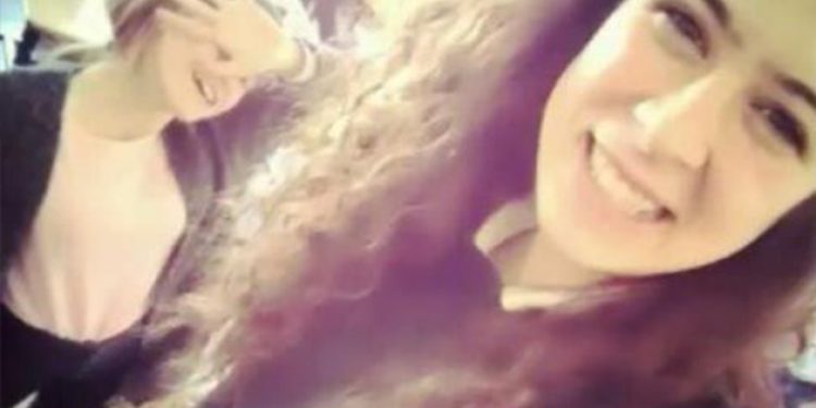 Selfie için vagonun üstüne çıktı, can verdi!