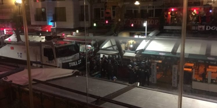 Oturma eylemi AKP’yi çok korkuttu!