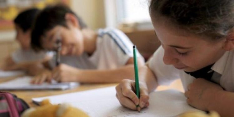 AKP Erdoğan rejimi eğitimi yine değiştirdi!