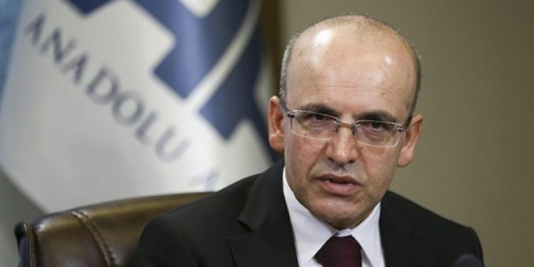 Günün fıkrası: Mehmet Şimşek “Demokrasi” istedi