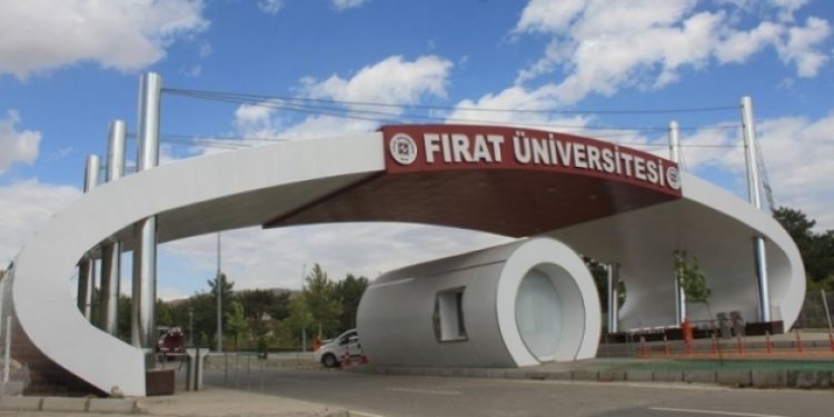 Başhekimine makam odasında silahlı saldırı