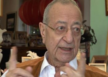 “Barlas, oğlunu şempanzesi kadar eğitmemiş”