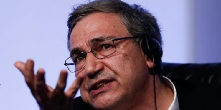 Orhan Pamuk: Türkiye’deki masumları yanlız bırakmayın!
