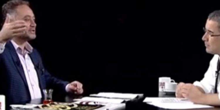 Veyis Ateş canlı yayında konuğu tarafından “Cahil!” diye azarlandı