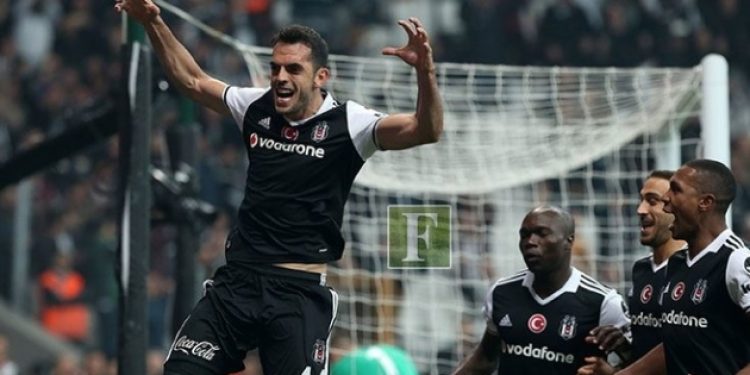 Beşiktaş’ta ilk ayrılık