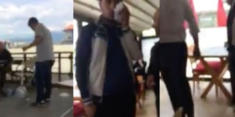 Oruç tutmadıkları için baba-oğulu dövdüler!