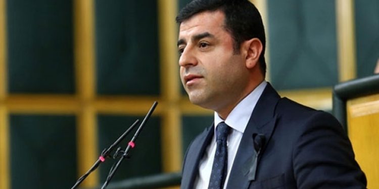 Demirtaş’tan Hayır bloğuna çağrı: Toplanın