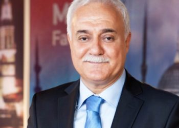 Nihat Hatipoğlu yine 1. sırayı kimseye kaptırmadı!