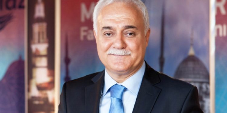 Nihat Hatipoğlu yine 1. sırayı kimseye kaptırmadı!