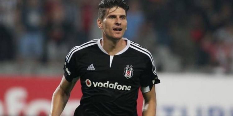 Beşiktaş’tan Gomez, Oğuzhan ve Aboubakar açıklaması