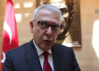 Diplomatlar Aktroll’e dönüşünce…
