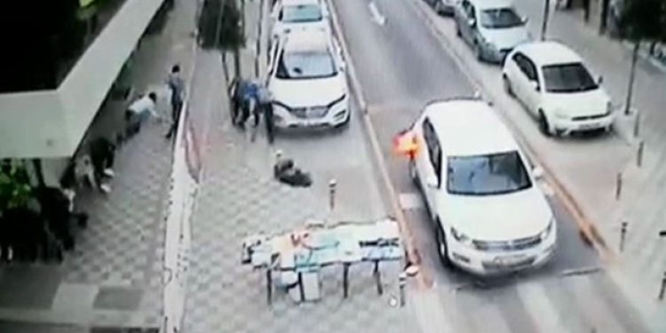 Güngören’de Kaleşnikof kullanılmış