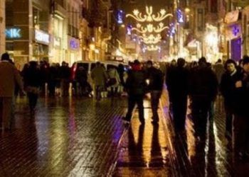 Genç kadına inşaatta tecavüz etti arkadaşını bıçakladı