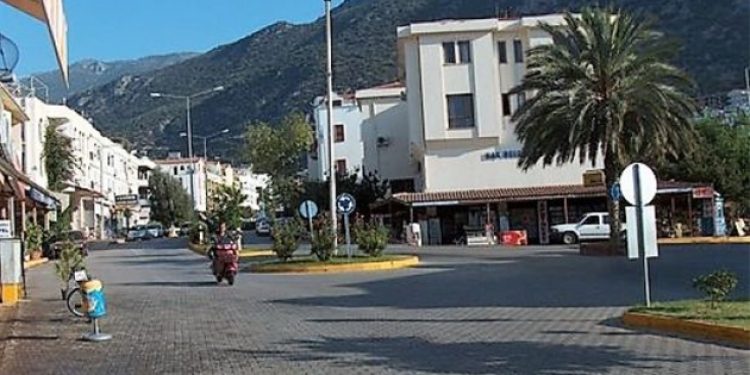 Yolsuzlukları raporlaştırdı, darp edildi!