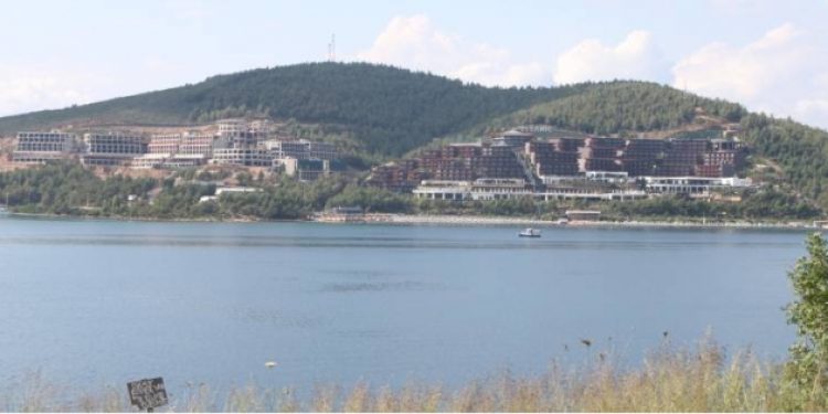 Bir sözlerinin daha üstüne beton döktüler
