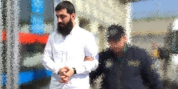 Bayuncuk’a bu kez kelepçe takıldı