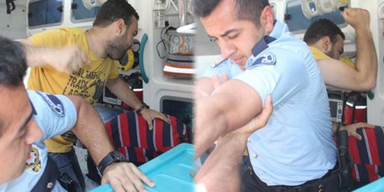 Taciz zanlısına ambulansta linç girişimi