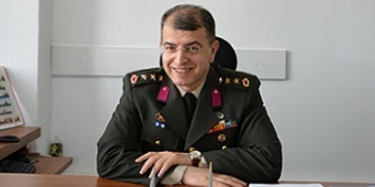 ‘Darbe emir-komuta zinciri içinde olacaktı’