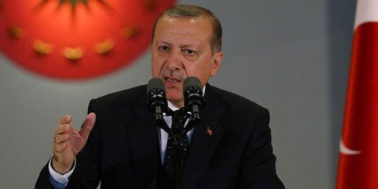 Erdoğan: Katar krizi bayrama kadar çözülmeli