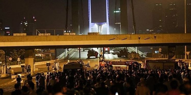 CHP’nin 15 Temmuz raporu: Kontrollü darbe