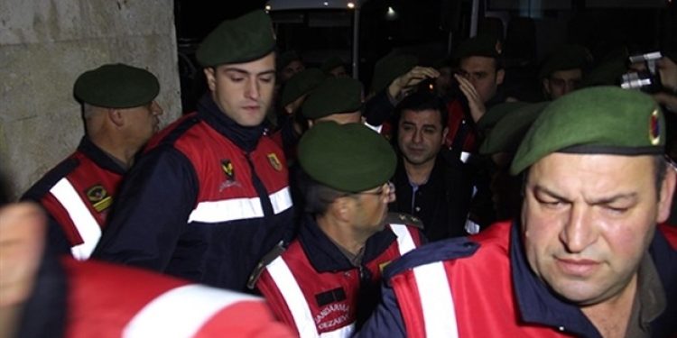 Demirtaş: Hücremde korkudan tir tir titremiyorum