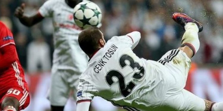 Cenk Tosun’un Benfica’ya attığı gol ‘yılın golü’ seçildi