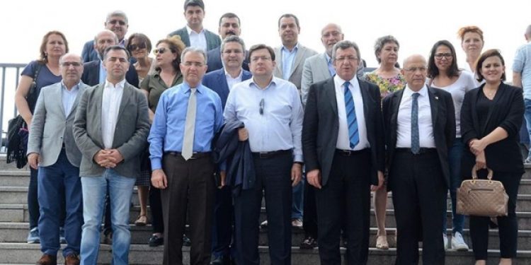 ‘CHP’nin F..Ö hipnozundan uyanması için bu kadar rezillik gerekli miydi?’