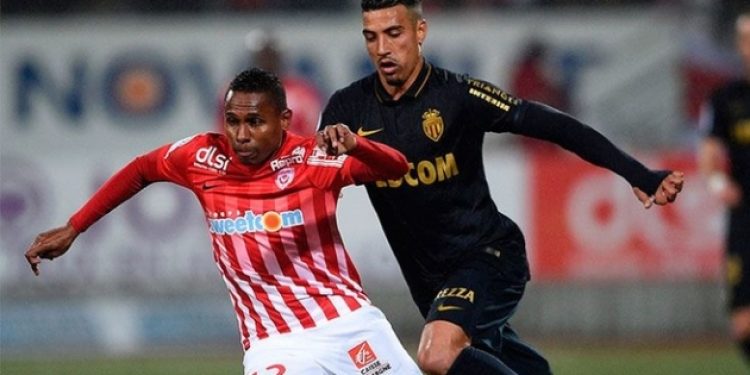 Fenerbahçe, Nabil Dirar’ı resmen açıkladı